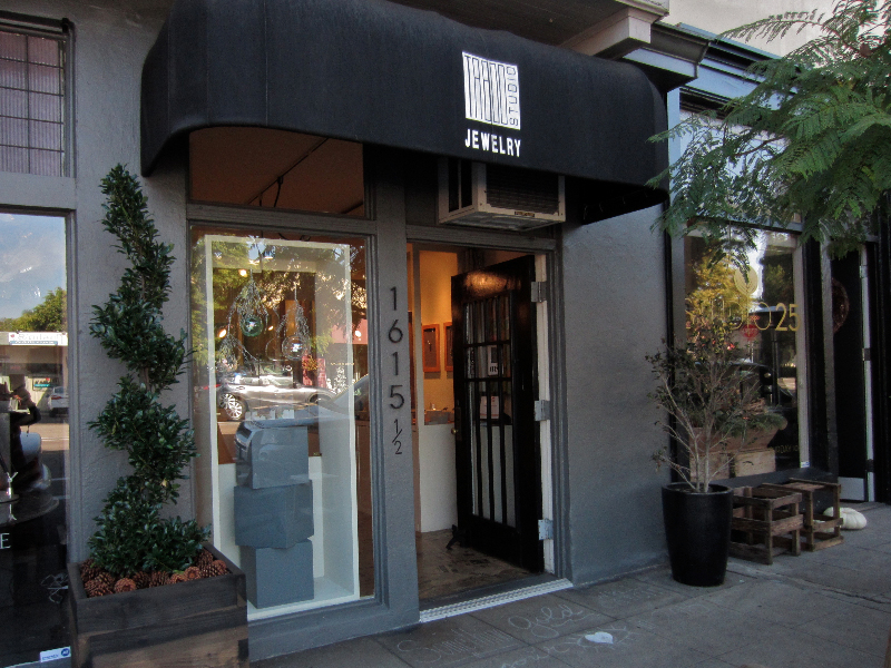 Exterior of Taboo Studio on West Lewis Street in Mission Hills, 2015, photo: Christina Seebold