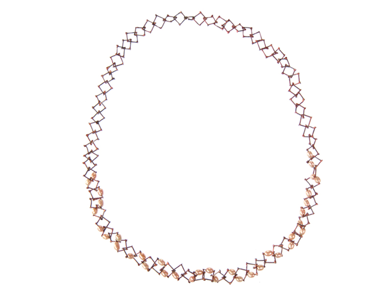 Nolia Shakti, Pink Nails, 2015, necklace, 8-mm steel nails, silver, freshwater pearls, epoxy, 8 x 8 x 550 mm, photo: artist