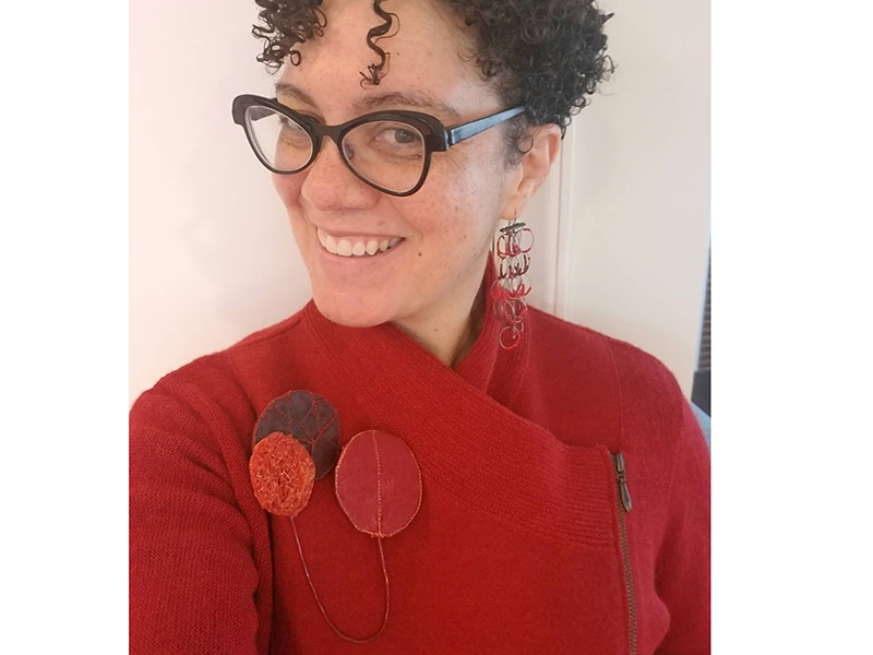Suzanne Walsh wearing a brooch by Myung Urso (@myungurso) and earrings by Karen Gilbert (@pistachiosgallery), photo: S. Walsh