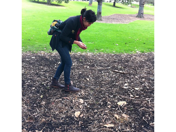 Roseanne Bartley, Seeding the Cloud: A Walking Work in Process, 2010, photo: artist Roseanne Bartley, Seeding the Cloud: A Walking Work in Process, 2010, photo: artist