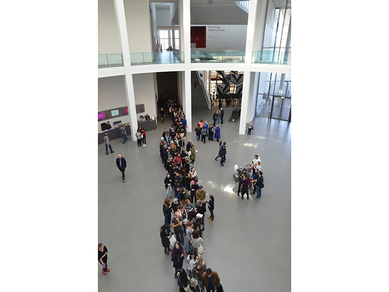 Waiting for Gijs Bakker's lecture, called The Necessity of Jewelry, Pinakothek der Moderne Munich, 2019