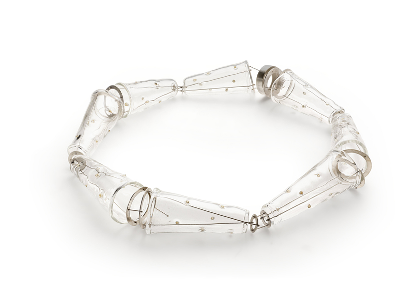 Federica Sala, Meaningless Sense, 2015, neckpiece, glass, white cubic zirconia, silver, 210 x 210 x 40 mm, photo: Federico Cavicchioli