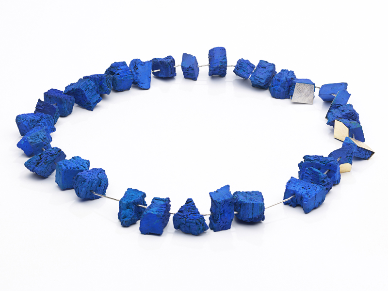 https://artjewelryforum.org/sites/default/files/AINT%20RBERNABEI%20Annamaria%20Zanella_01_BEYOND%20THE%20BLUE%2715_600x800px.jpg