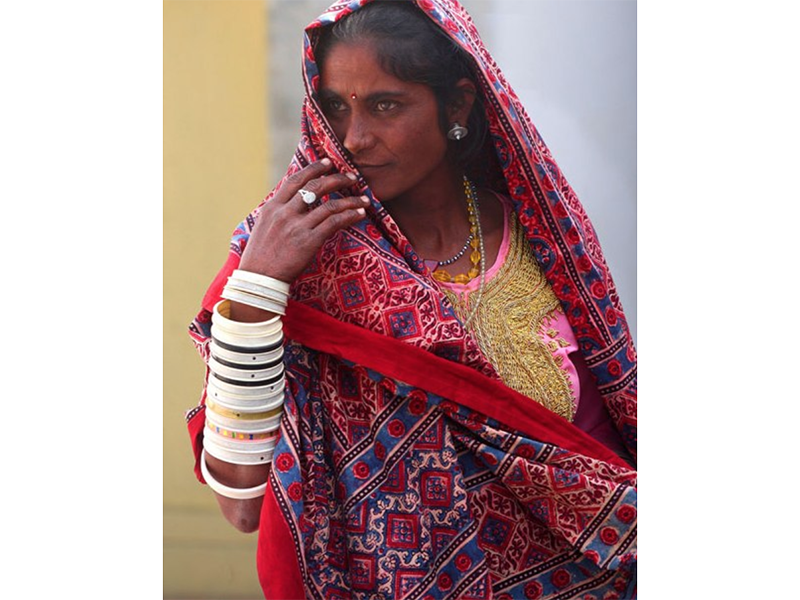 A woman from Cholistan, photo courtesy 1.bp.blogspot.com