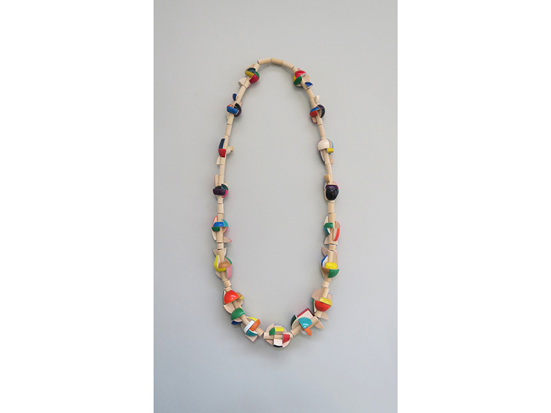Manon van Kouswijk, Heart Beads, 2019