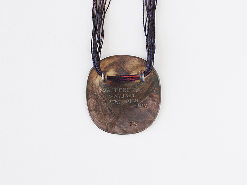 Thomas Gentille, Pendantant, 1976, silver, silk cord, photo: Pedro Sequeira