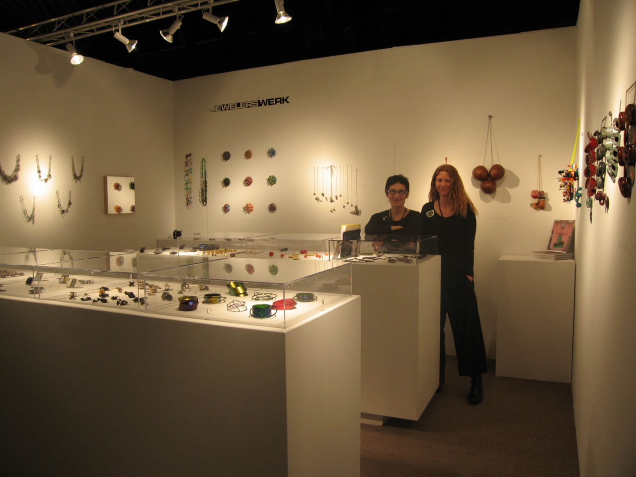 Jewelers’ Werk Galerie