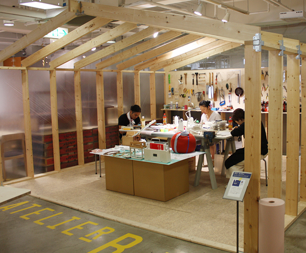 Pop-up atelier in MUJI store in Fujisawa