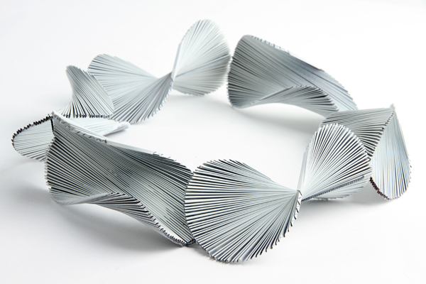 Liang Tang, The Name of Love, 2014, brooch, silver, feather, gauze, silk thread, 180 x 150 mm, photo: Galerie Marzee