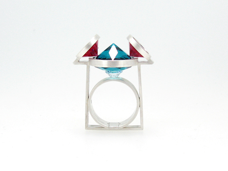 Takashi Kojima, Point-Ring, 2020, ring, silver, cubic zirconia, synthetic ruby, glass, photo: artist
