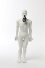 Ruudt Peters, Cun Zai hei an li liang, 2013, object, ceramic, glass, 410 x 150 x 50 mm, photo: Rob Versluys Ruudt Peters