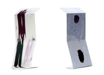 Robert Smit, Letter to Madonna delle Dolomiti 1957–2010, 2014, brooch, print on painted 0.2-mm tin plate, gold, 185 x 74 x 35 mm, photo: Aldo Smit Robert Smit