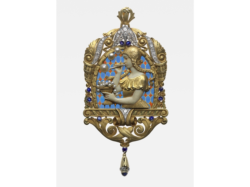 Girl Blowing Bubbles pendant, Fuset y Grau (Spanish, active 1890s to 1930), about 1910, gold, platinum, enamel, pearl, ivory, sapphire, and diamond, museum purchase with funds donated by Susan B. Kaplan, William Francis Warden Fund, Carol Noble in honor of Susan B. Kaplan, and anonymously, photo © Museum of Fine Arts, Boston Girl Blowing Bubbles pendant, Fuset y Grau