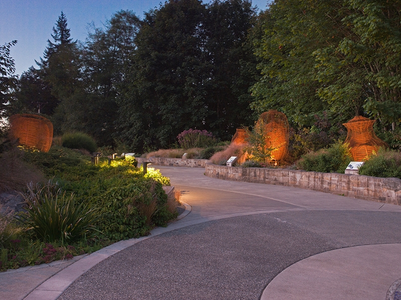 Christine Clark, Give, 2016, public art, steel, approx. dimensions of each between 2.4–3 x 1.2–1.8 x 1.2–1.8 m, photo: Nick Felkey Christine Clark, Give