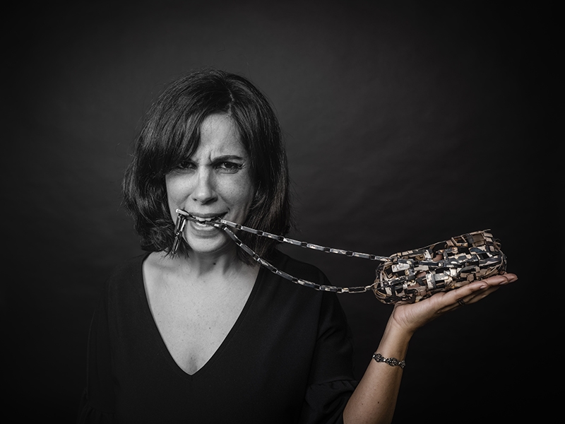 Estela Sáez Vilanova, Keel, neckpiece, oxidized silver, 100 x 200 x 120 mm, photo: May Zircus Estela Sáez Vilanova, Keel