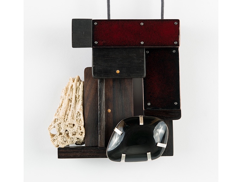 Anne Léger, Back to Dark, 2016, necklace, wood, silver, copper, enamel, steel, coral, obsidian, 110 x 110 x 25 mm, photo: Thomas Tveter Anne Léger, Back to Dark