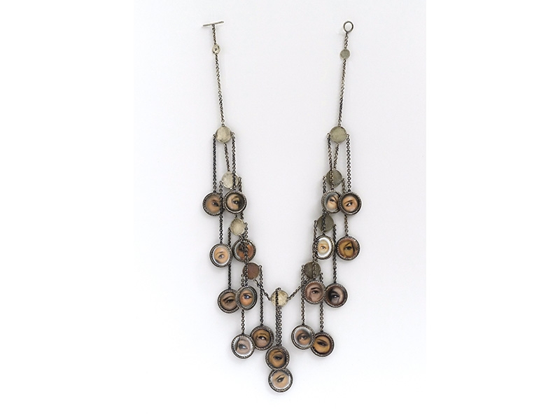 Daniel Kruger, Eyes, necklace, silver, mirrored glass, photographs, collection of Katalin Spengler, photo courtesy of Daniel Kruger Daniel Kruger, Eyes, necklace