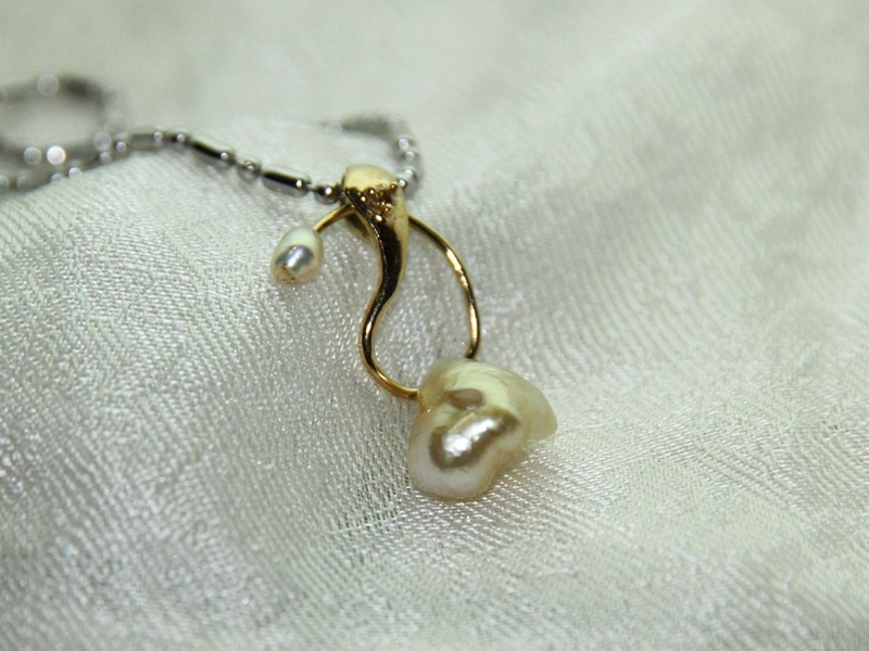 Keshi Pearl Earrings - Estona Metalsmithing & Jewelry Making