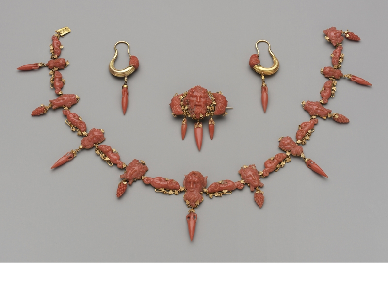 Coral revivalist jewelry suite in four parts, 1850s, gold and coral, the Elizabeth Day McCormick Collection, photo © Museum of Fine Arts, Boston Coral revivalist jewelry suite in four parts