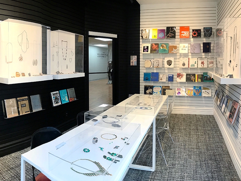 TJL Holiday Sale, 2018, photo: Jo Viemeister