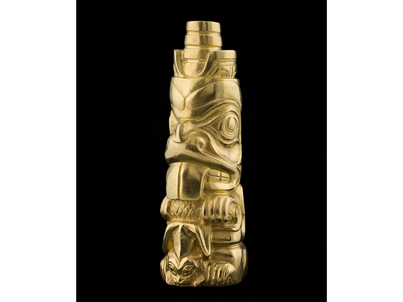 Bill Reid, Haida Beaver Pole, 1990, 22-karat gold, 59 x 28 mm square base, SFU Bill Reid Collection, Gift of Dr. Martine Reid, photo: Kenji Nagai Bill Reid, Haida Beaver Pole