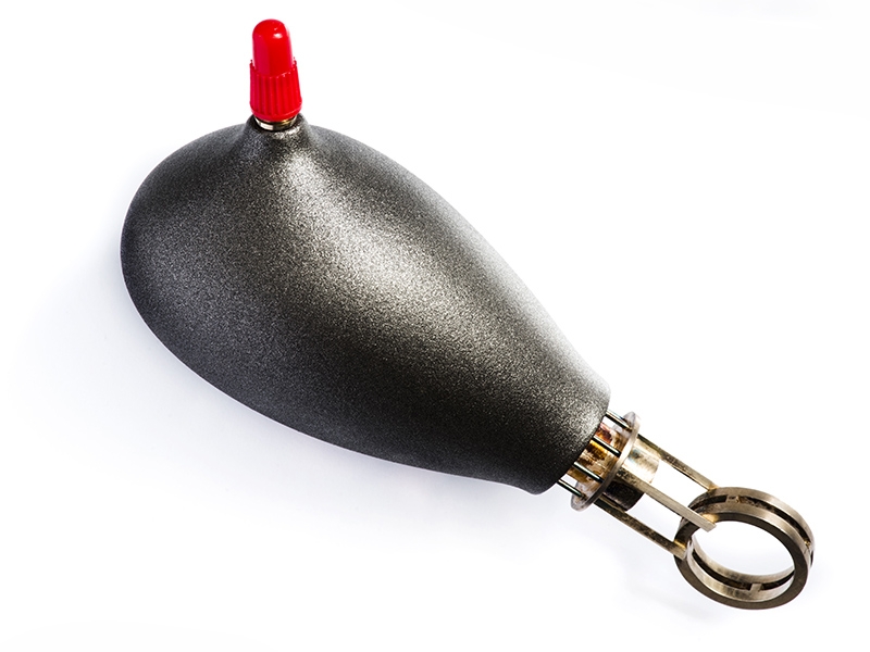 Sigurd Bronger, Untitled, 1996, ring, hard foam, silver, bicycle valve with red plastic cap, photo: Guri Dahl Sigurd Bronger, Untitled