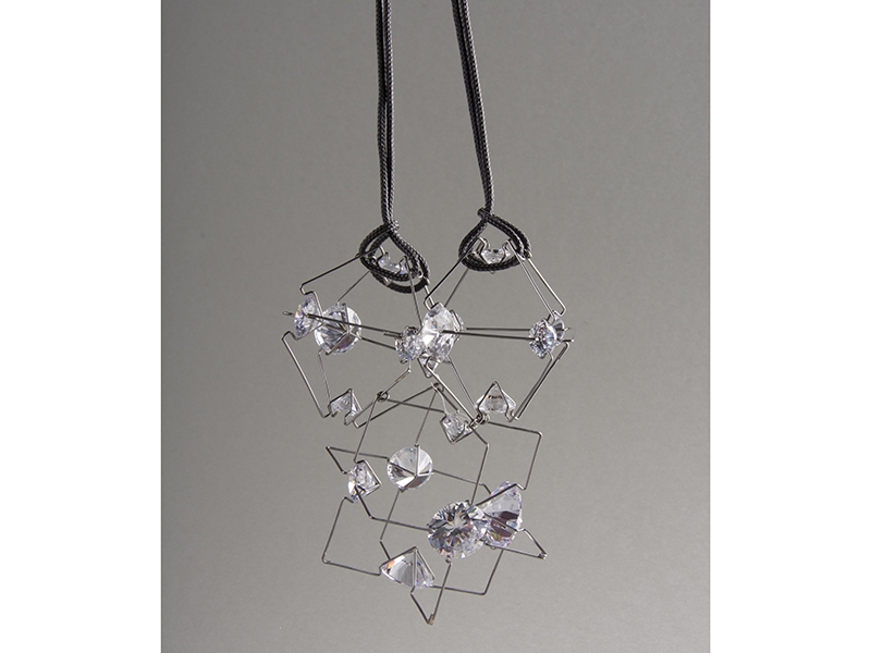 Adam Grinovich, Indra Cube (3), Edition 1 of 5, 2018, steel, cubic zirconia, photo: artist Adam Grinovich, Indra Cube (3)