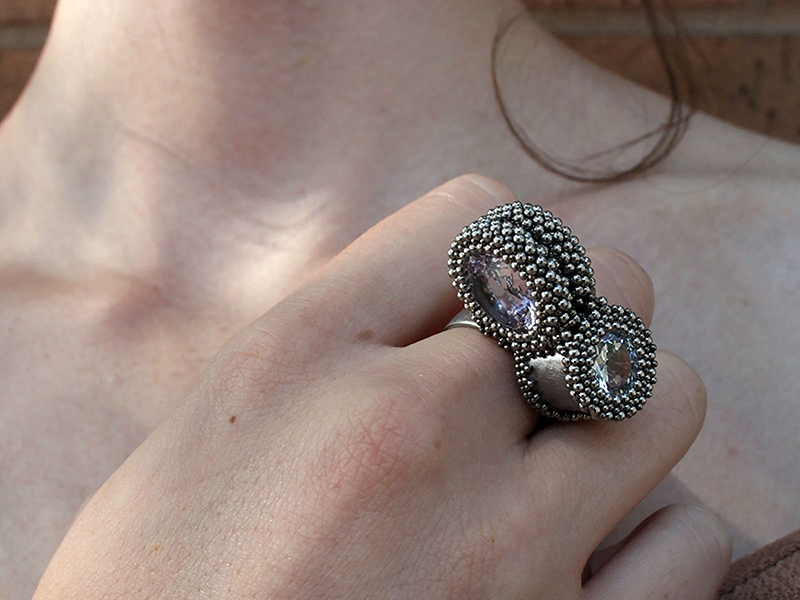Ben Dory, Cocktail Ring, 2019, ring, stainless steel, amethyst, cubic zirconia, 30 x 15 x 30 mm, photo: Nora McCarthy Ben Dory, Cocktail Ring