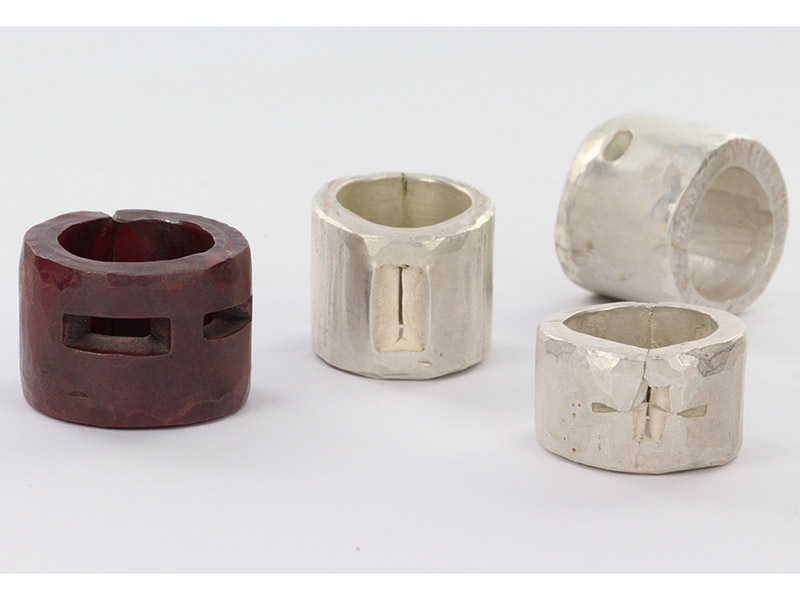 Annie Sibert, The Castle of My Childhood, 2008–2017, rings, cold-forged copper and silver, photo courtesy of Galerie Elsa Vanier Annie Sibert, The Castle of My Childhood