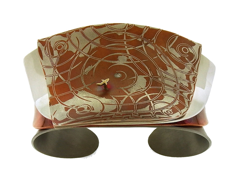 Juha Koskela, gray titanium, copper, sterling silver, mokume gane, diamond, 70 x 46 x 51 mm, photo courtesy of Aaron Faber Juha Koskela