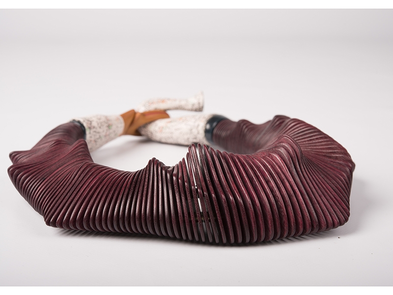 Liv Blåvarp, Voice of the Rocks, 2013, amarnat, peroba rosa, painted maple, brass discs, polyester cords, 220 mm in diameter, photo: Per-Erik Beck Bjørnback Liv Blåvarp, Voice of the Rocks, 2013