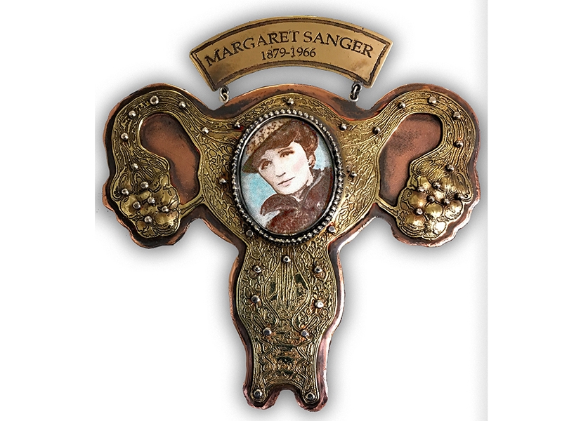 Mana Hewitt, Margaret Sanger, 2017, commemorative medal, vitreous enamel, etched brass, copper, sterling silver, 120 x 82 x 6 mm, photo courtesy of the artist Mana Hewitt, Margaret Sanger