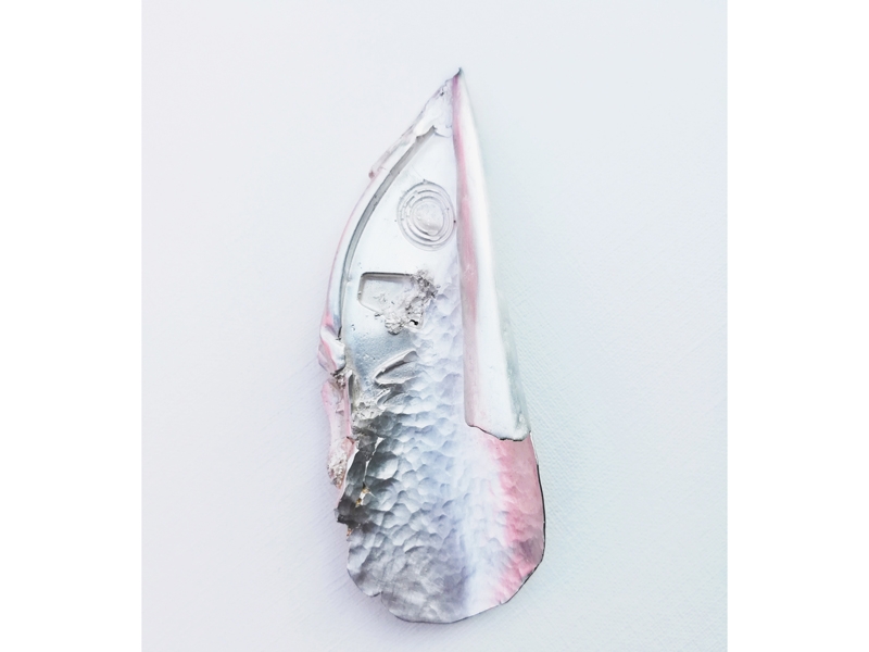 Corrina Goutos, Soda Lid Shell 1, 2017, recycled silver, steel, 90 x 40 x 15 mm, photo courtesy of the artist Corrina Goutos