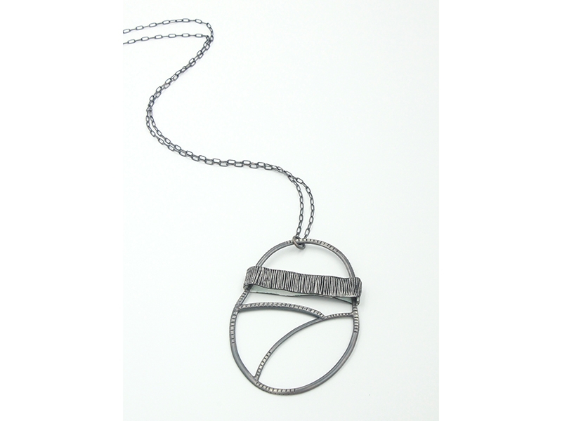 Tanya Crane, Arc, 2018, necklace, sterling silver, copper, sgraffito enamel, sterling silver chain and handmade clasp, 635 x 76 mm, photo: artist Tanya Crane, Arc