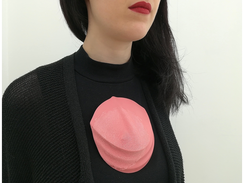 Benedikt Fischer, Sorex, 2013, brooch, plastic, Remanium, 100 x 140 x 40 mm, photo: galerie beyond Benedikt Fischer, Sorex