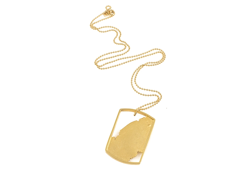 Seth Papac, Torn Necklace, 2018, sterling silver, 14-karat gold plating, pendant: 64 x 38 x 6 mm, chain: 508 mm long, photo: Erica Bello Seth Papac, Torn Necklace