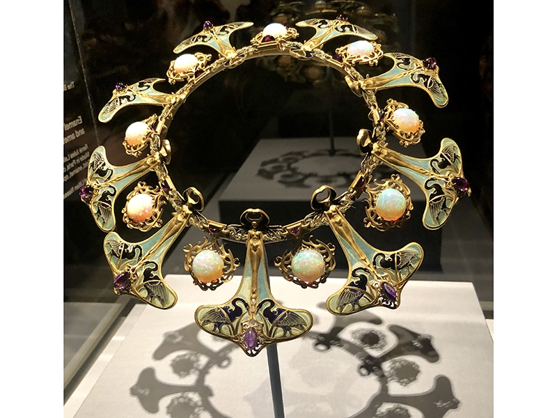 René-Jules Lalique, 1897–1899, gold, enamel, opals, amethysts, photo: Susan Cummins René-Jules Lalique