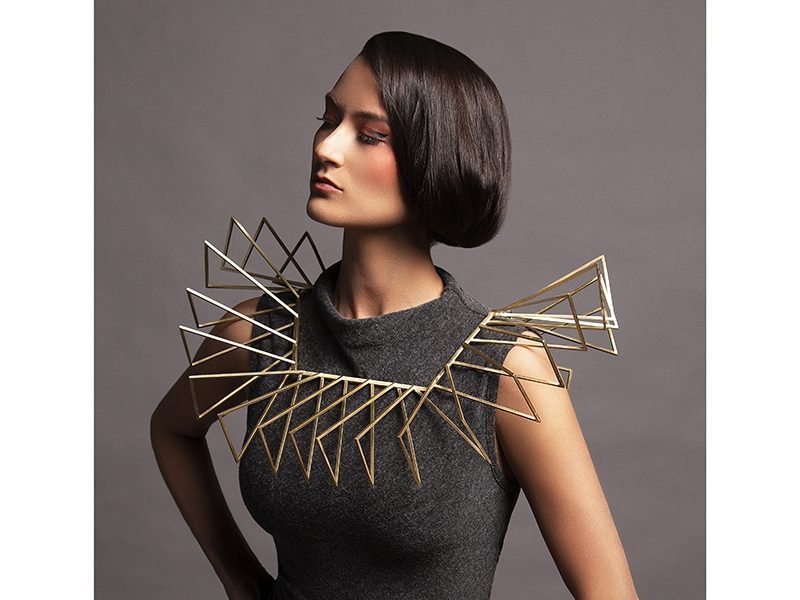 Jesse Mathes, Geometric Neckpiece: Two, 2019, collar, brass, 483 x 248 x 419 mm, photo: David Rossa Jesse Mathes, Geometric Neckpiece: Two