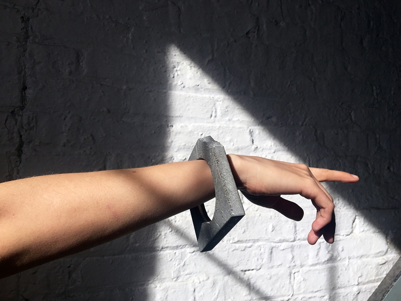 Michael Ruta, Rebar Square Block Bangle, 2018, bracelet, concrete, sterling silver, 110 x 110 x 20 mm, photo: Nora McCarthy Michael Ruta, Rebar Square Block Bangle