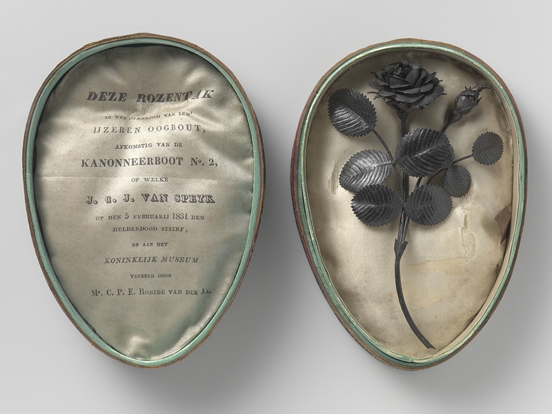 Jan van Speijk L. Caron (Amsterdam), Rose Branch from the Gunboat, circa 1831–1832, iron (painted black), 115 x 72 x 27 mm, Rijksmuseum, Amsterdam, photo: Rijksmuseum staff Jan van Speijk L. Caron (Amsterdam), Rose Branch from the Gunboat