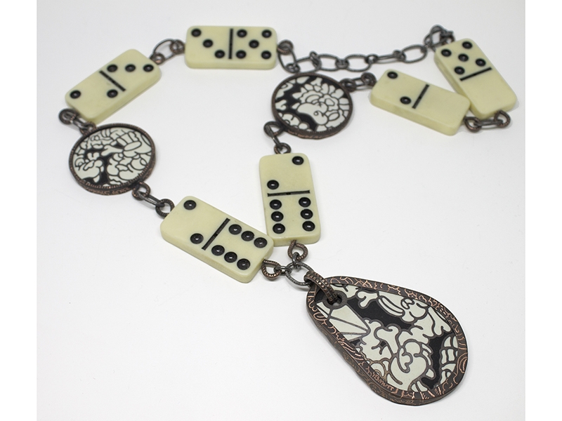 Zachery Lechtenberg, No More Games, 2018, neckpiece, copper, enamel, dominoes, silver, 406 x 76 mm, photo courtesy of Gallery Loupe Zachery Lechtenberg, No More Games