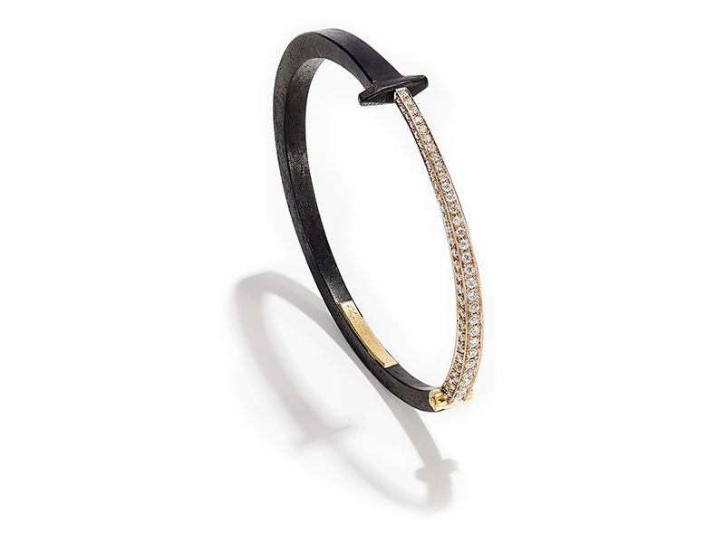 Pat Flynn, Pave Tail Nail Bracelet, 2017, iron nail, 1.52 carats diamonds set in palladium, 18-karat yellow gold hinge, 57 mm inside length, 48 mm inside width, *can be custom-made in size, photo: Patina Gallery Pat Flynn, Pave Tail Nail Bracelet