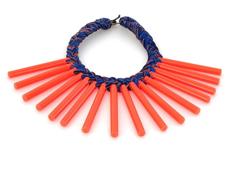 Silke Spitzer, Neon Picks Collar, 2018, cotton, neon plastic, silver, 270 x 320 x 25 mm, photo courtesy of Ornamentum Silke Spitzer, Neon Picks Collar