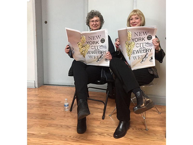 Susan Cummins and Susan Beech reading Current Obsession’s NYCJW paper, photo: Sofia Björkman Susan Cummins and Susan Beech