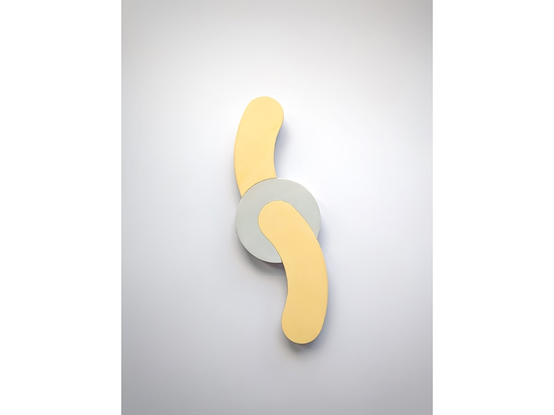 Timothy Veske-McMahon, Borne III, 2015, brooch, repurposed plastic, aluminum, 165 x 60 x 30 mm, photo: artist Timothy Veske-McMahon, Borne III, 2015