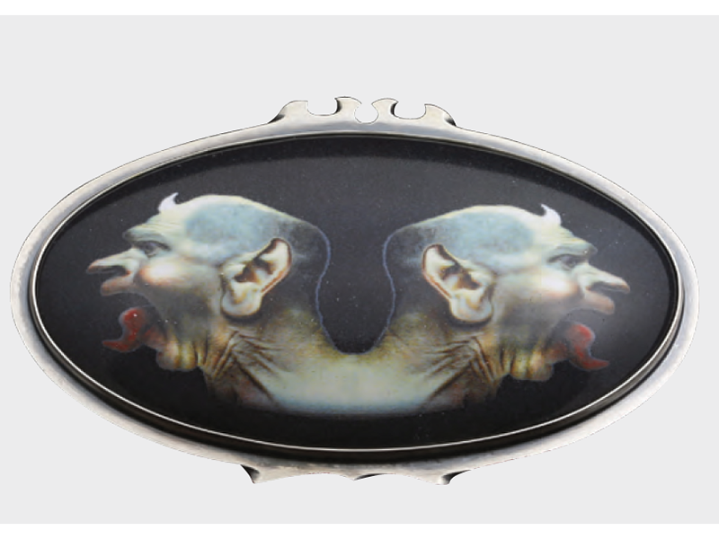 Joe Wood, Discord, 2015, vitreous enamel on copper, sterling silver, wooden and velvet box, brooch: 57 x 95 x 13 mm, photo courtesy of Marjorie Simon Joe Wood, Discord