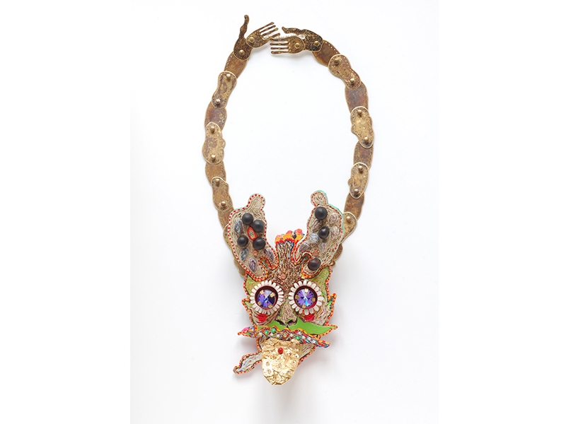 Coco Sung, Monster, 2016, necklace, wood, brass, Swarovski stones, glass beads, paint, copper, muhansa seeds, 450 x 120 x 45 mm 
