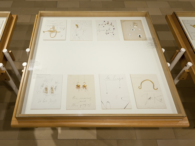 Exhibition view, Tribute to Manfred Bischoff, 2017, jewelry and drawings by Manfred Bischoff, including Jackie, Handwerkskammer München, photo: Wilfried Petzi Exhibition view, Tribute to Manfred Bischoff, 2017