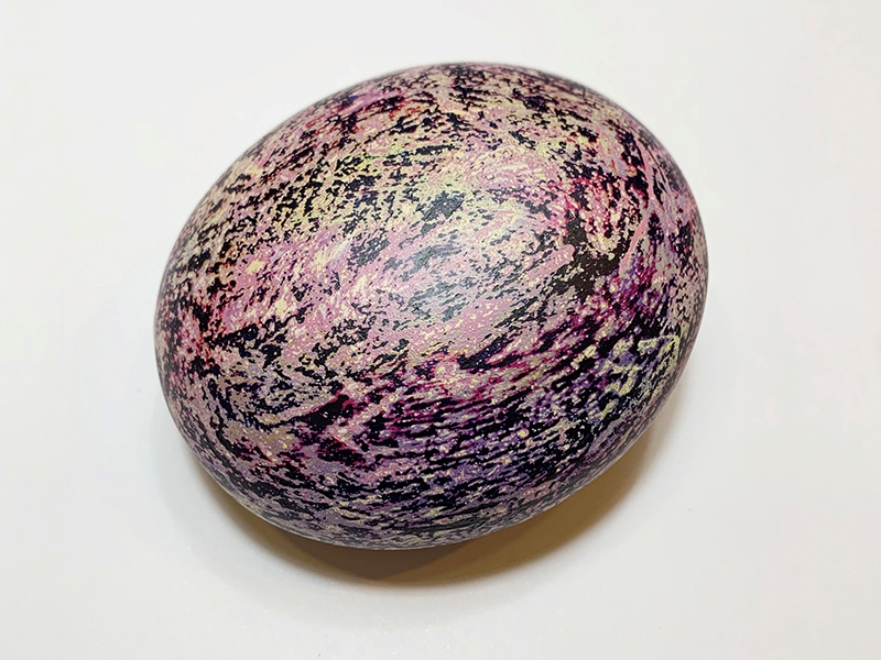 Heejoo Kim, Brooch, 2019, copper, enamel, 70 x 80 x 40 mm, 19 g, photo courtesy of Platina Heejoo Kim, Brooch
