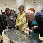 "Stone: The Final Cut, at Galerie Handwerk during Munich Jewellery Week 2020"